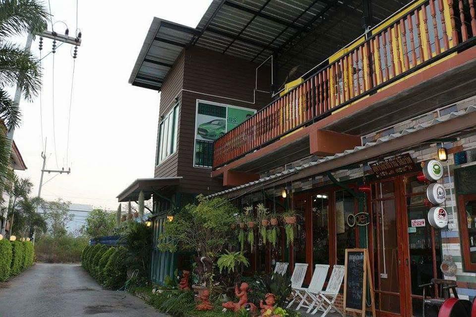 Suphan Wanwarn Resort 수판 부리 외부 사진